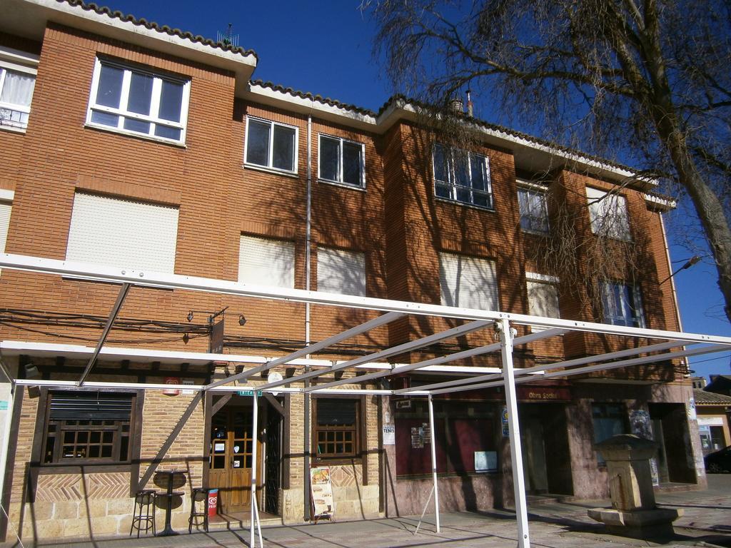 Apartamento Pension La Via Lactea Hotel Fromista Bagian luar foto