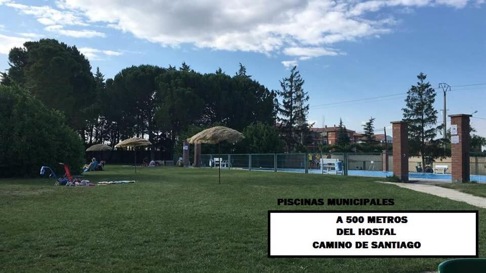 Apartamento Pension La Via Lactea Hotel Fromista Bagian luar foto