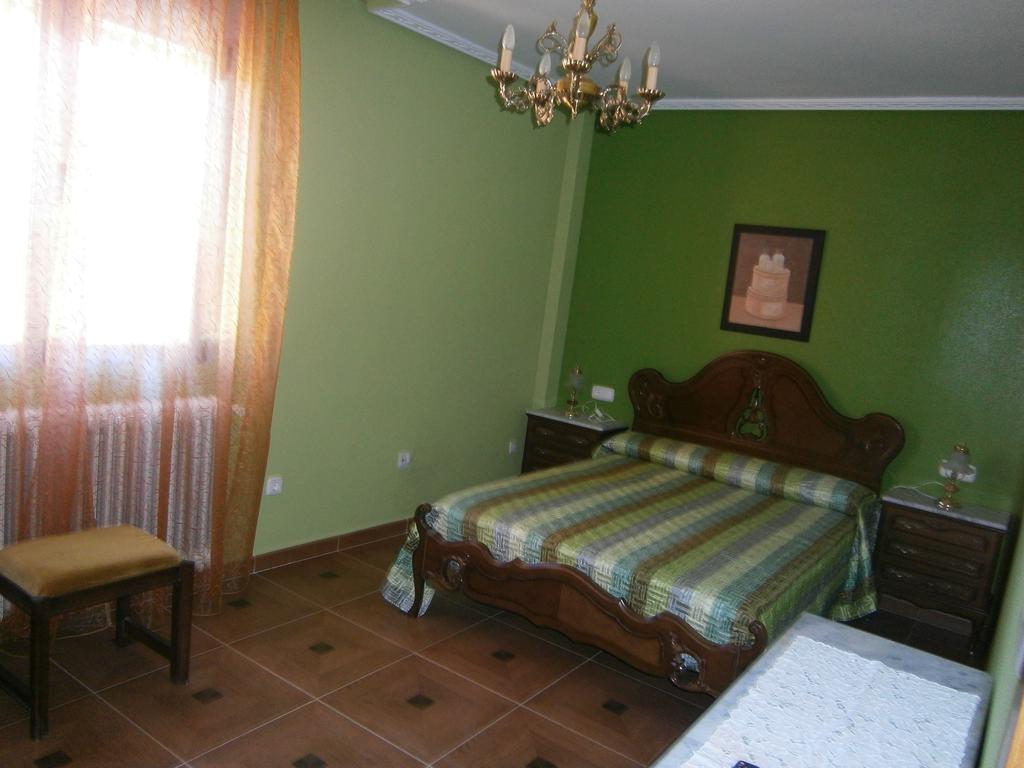 Apartamento Pension La Via Lactea Hotel Fromista Ruang foto